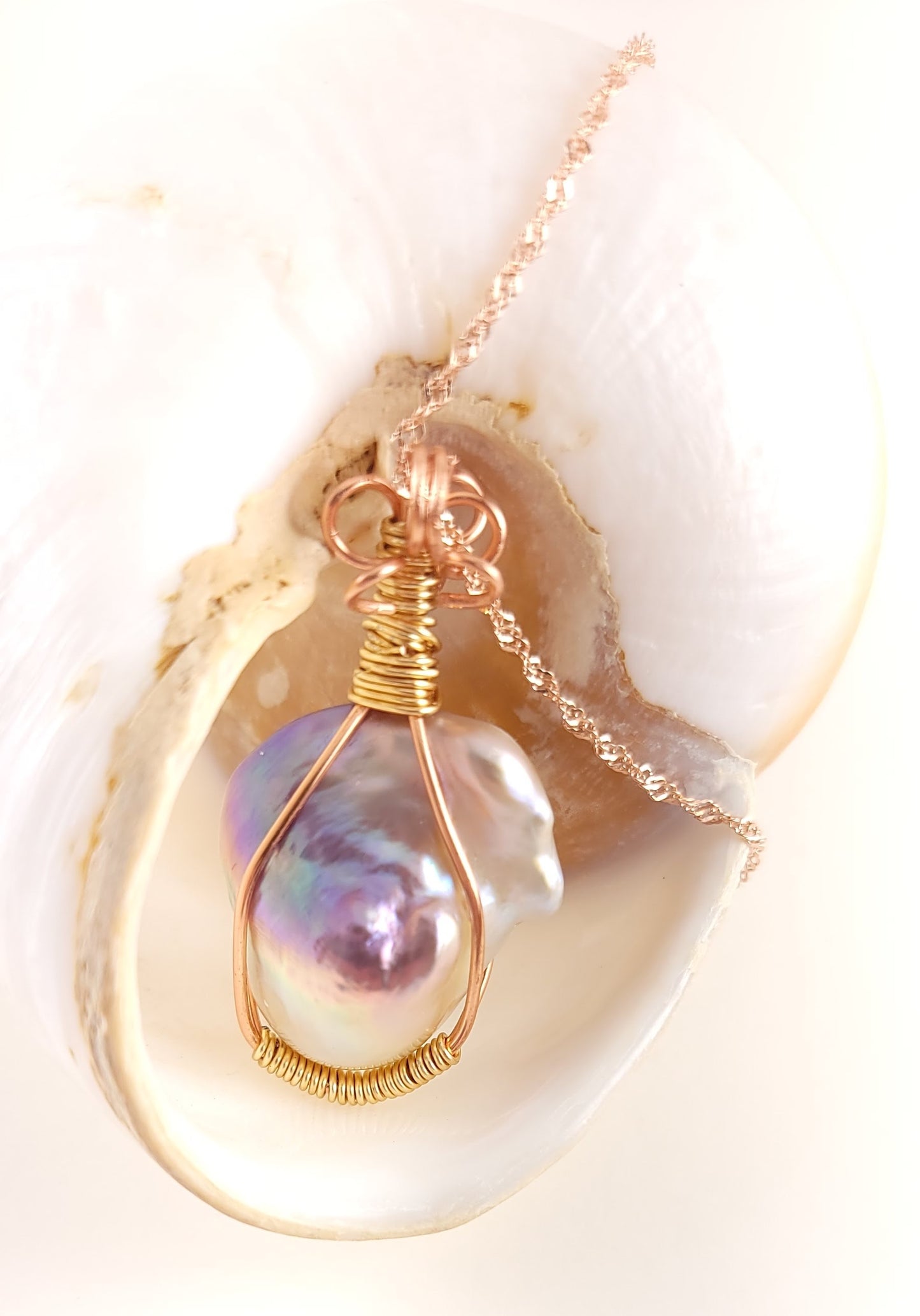 Beautiful Hand-wrapped Baroque Pendant